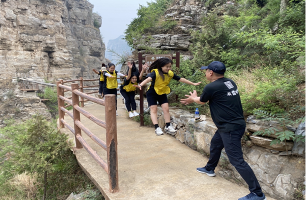  十渡團建活動